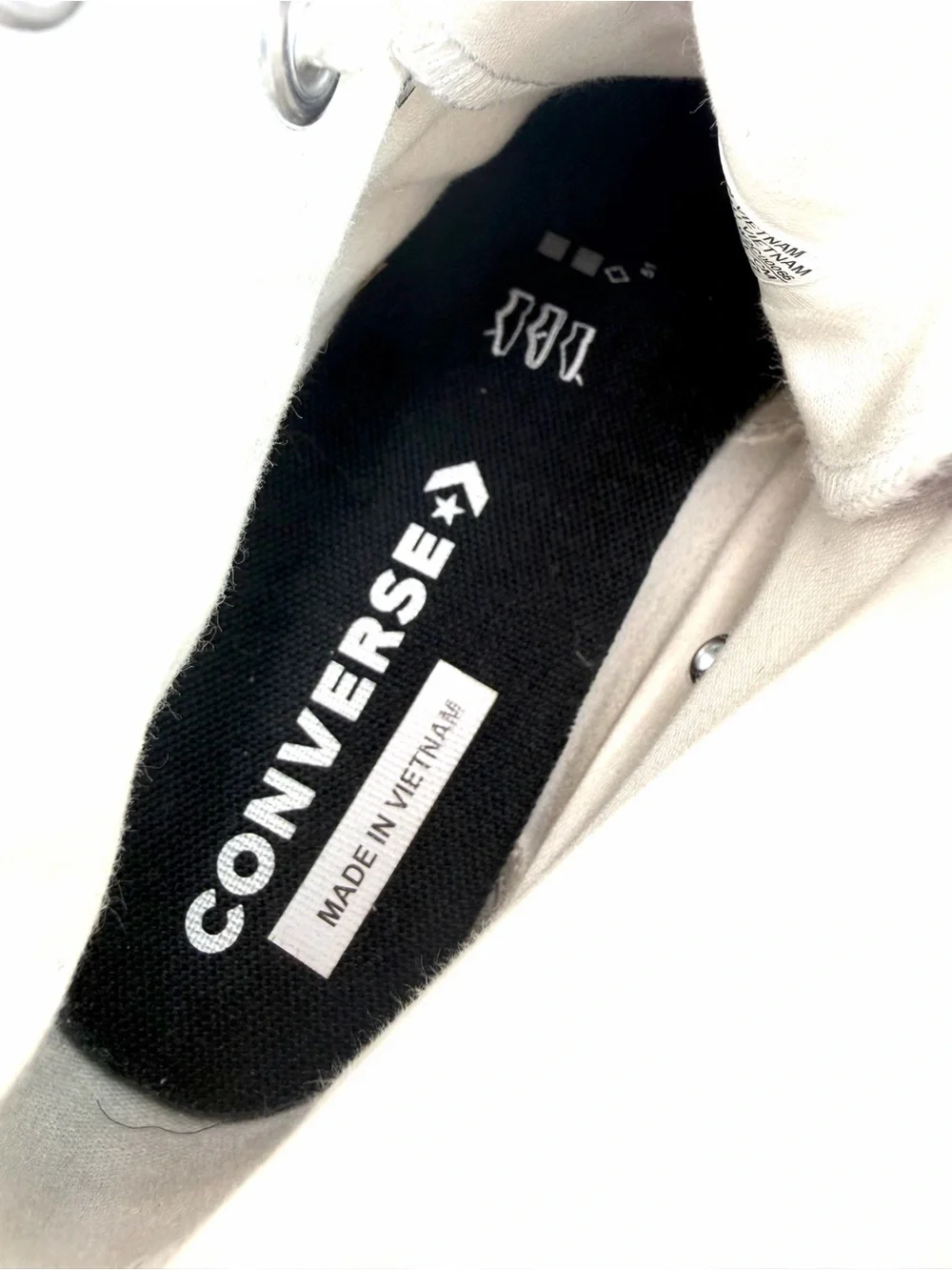 Converse excellent very